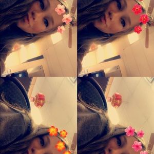 Meet your Posher, Jocelyn